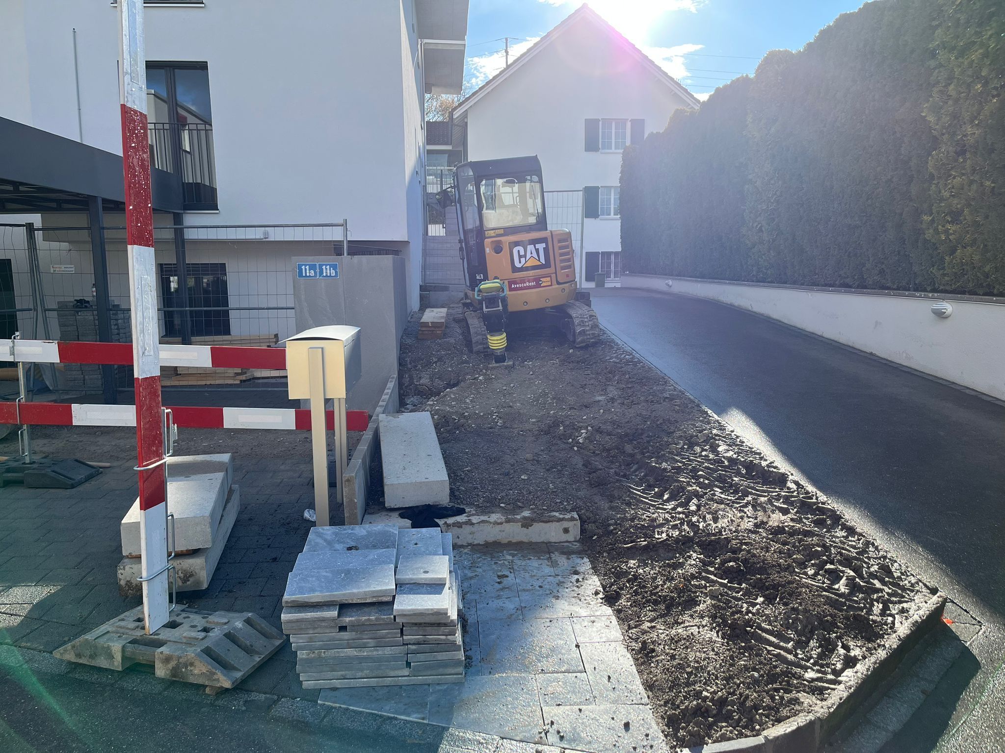 Belagsarbeiten in Dietikon